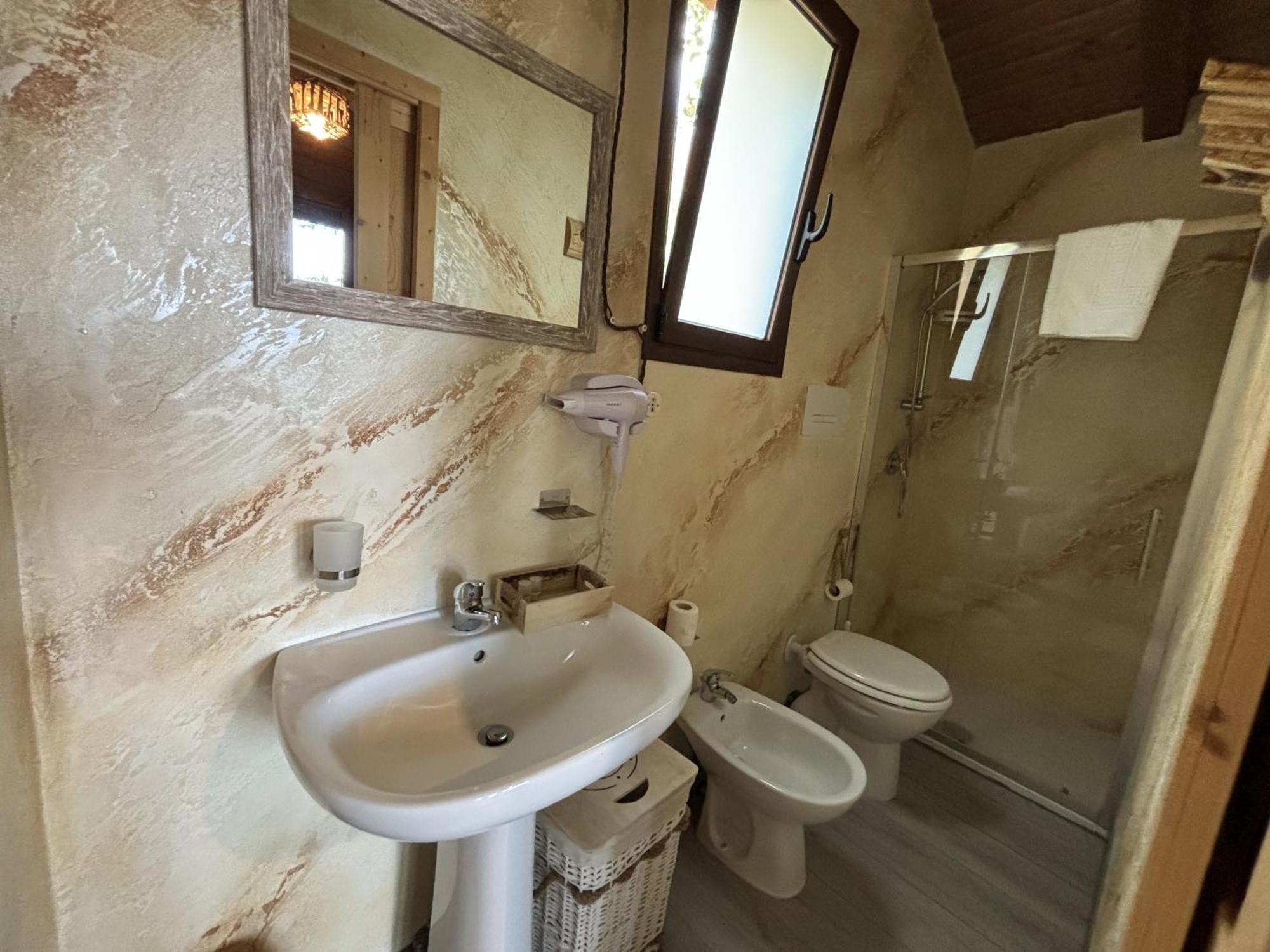 B & B Le Casette Sull'Albero Di Villa Alba Месина Екстериор снимка