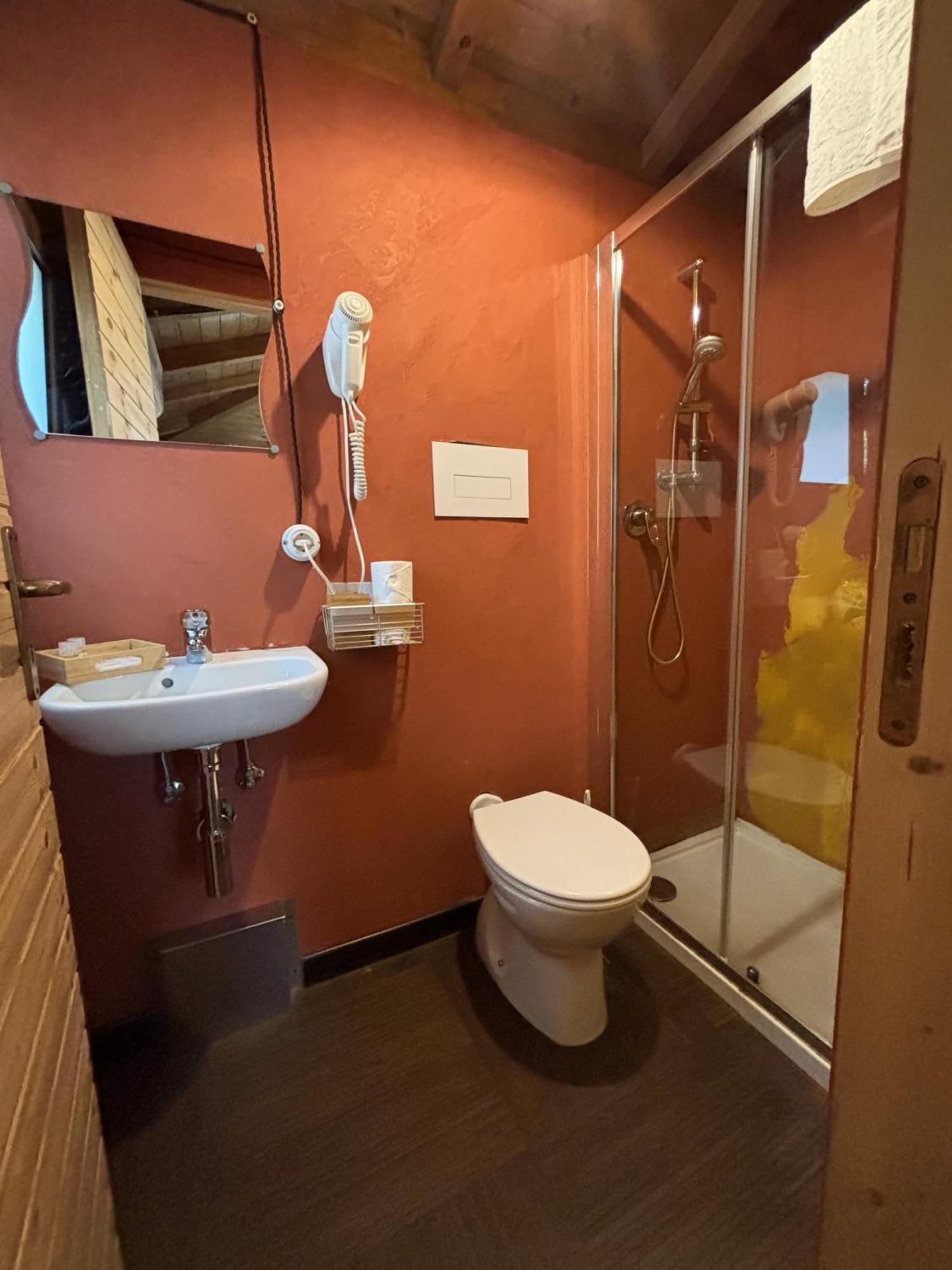 B & B Le Casette Sull'Albero Di Villa Alba Месина Екстериор снимка